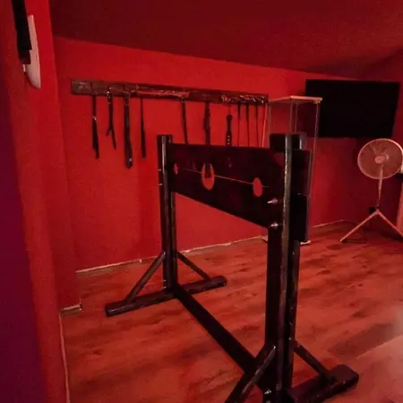 Hodinový hotel Bdsm Krakov